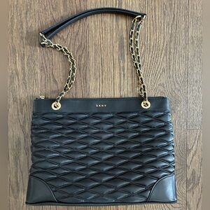 DKNY Leather Tote, Quilted Puff Diamond Pattern, Gold Hardware 🖤💛